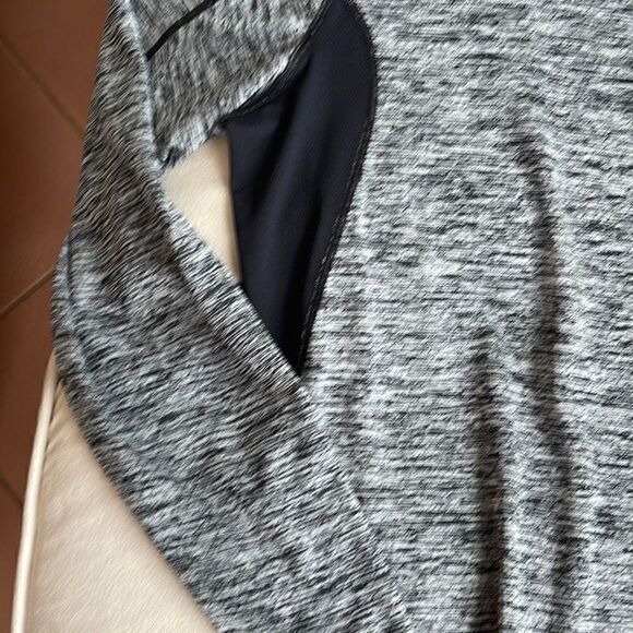 Under Armour and grey black shirt, men’s medium, 100% polyester - Picture 8 of 9
